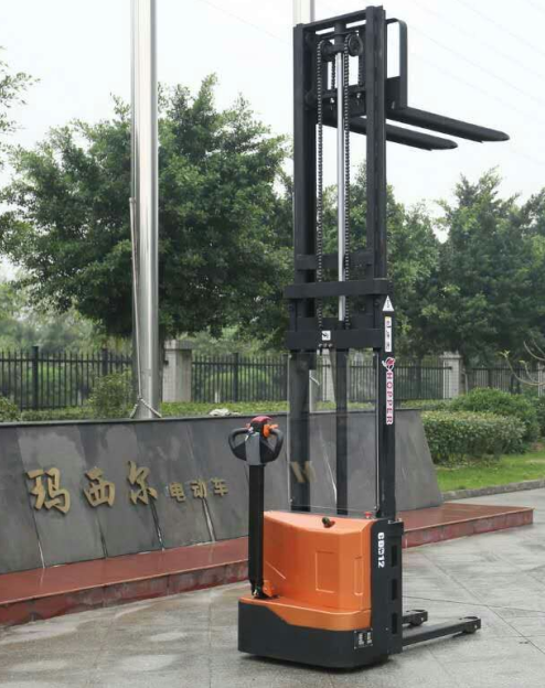 順德電動(dòng)叉車